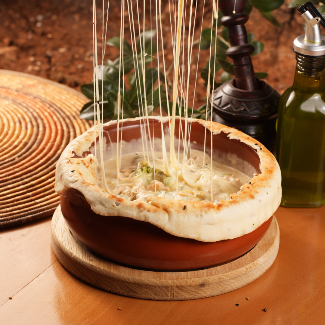 Chicken with white sauce